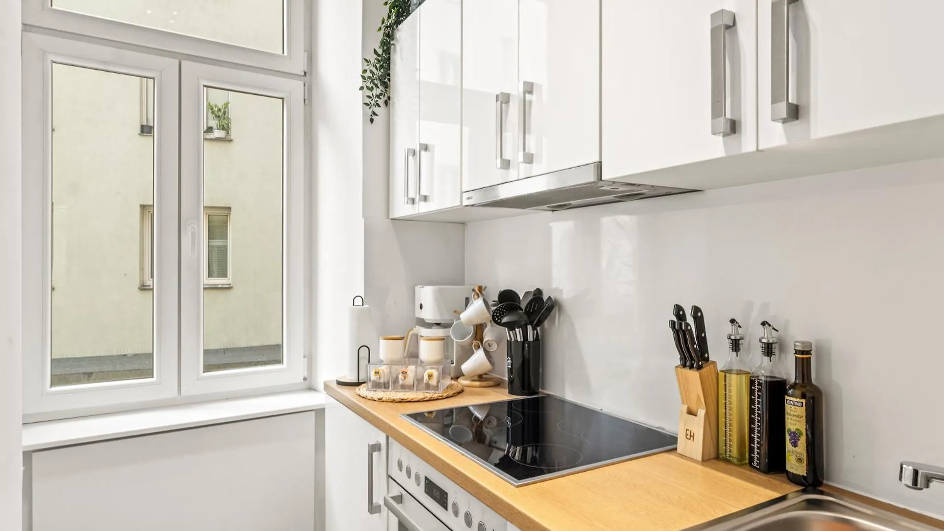 City Apartment - 2 Min To U1 Reumannplatz Viena